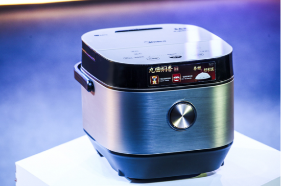 小家电升维攻坚战 硬核实力奠定领先基础