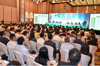 在火爆到加座的业绩会上 蒙牛总裁卢敏放释放了这些重要信息