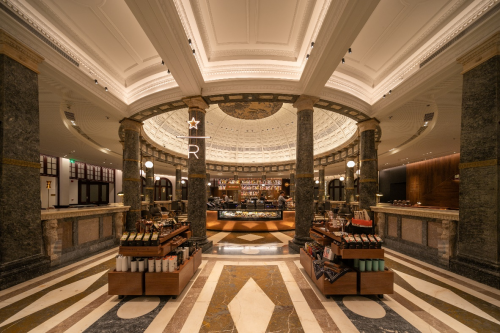 天津首家星巴克臻选旗舰店重磅亮相百年文物建筑(图2) 天津首家星巴克臻选旗舰店重磅亮相百年文物建筑(图2)