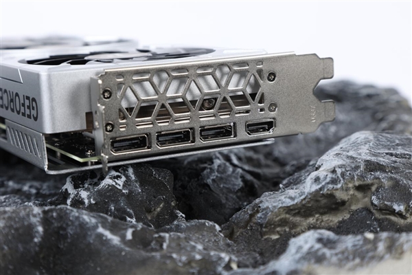 升级正当时，高性价比的影驰 GeForce RTX 4060 Ti 8G开箱评测(图9)